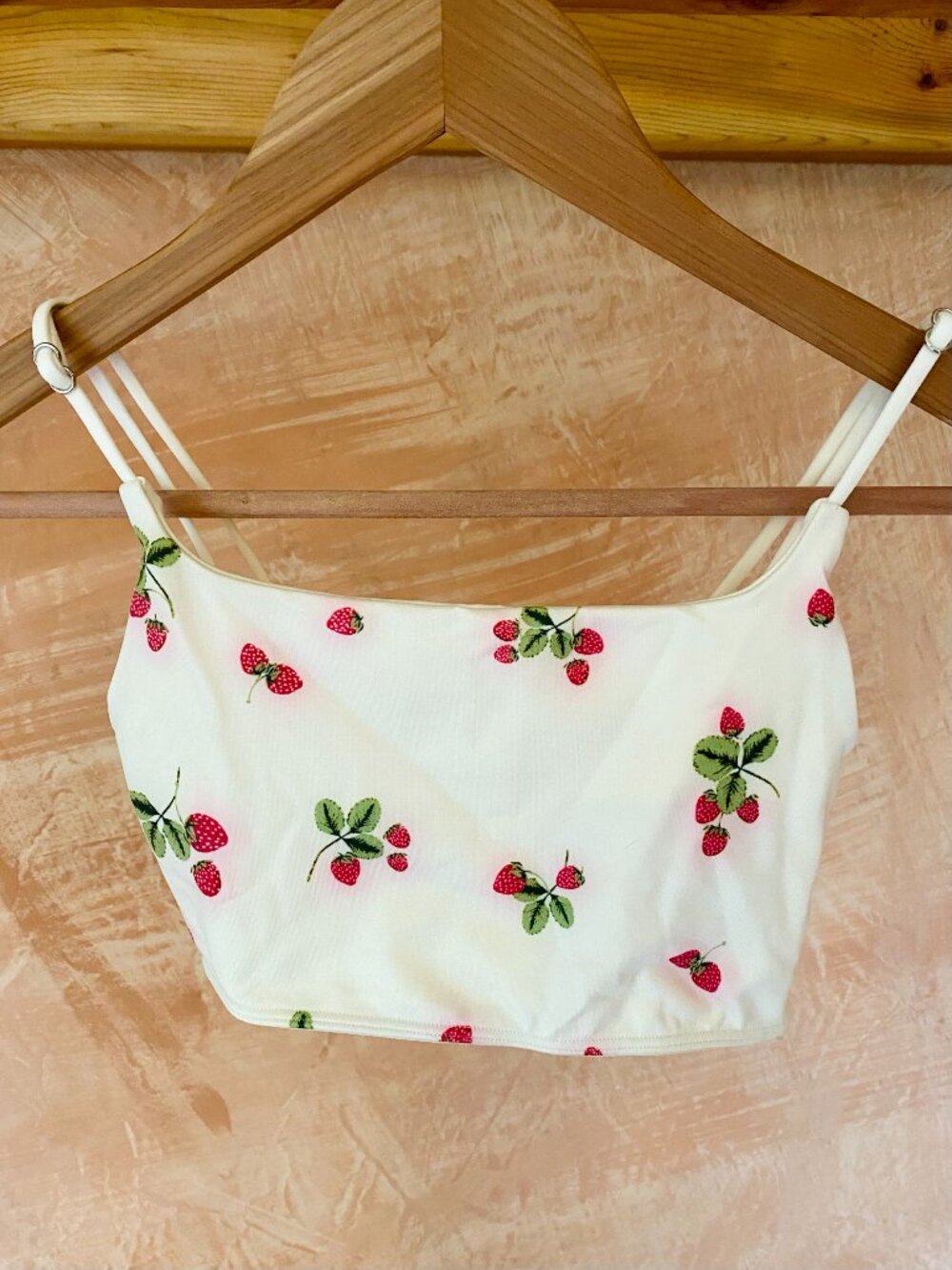 Anthropologie The Renna seamless Bralette - Strawberries XS/XXS cottage core
